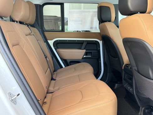 New 2026 Land Rover Defender 110 S AWD/4WD image 30