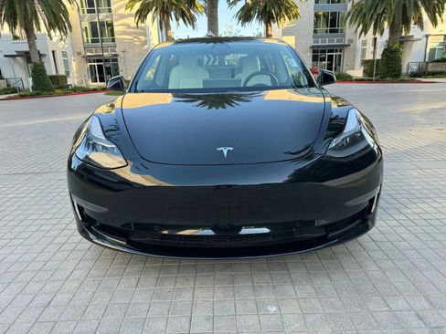 Used 2023 Tesla Model 3 Standard Range RWD image 2