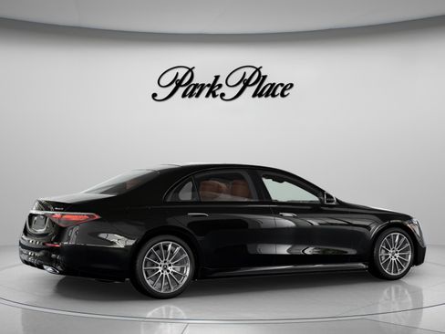 New 2026 Mercedes-Benz S 580 4MATIC Sedan image 23