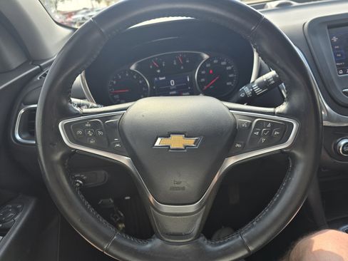 Used 2022 Chevrolet Equinox LT image 12
