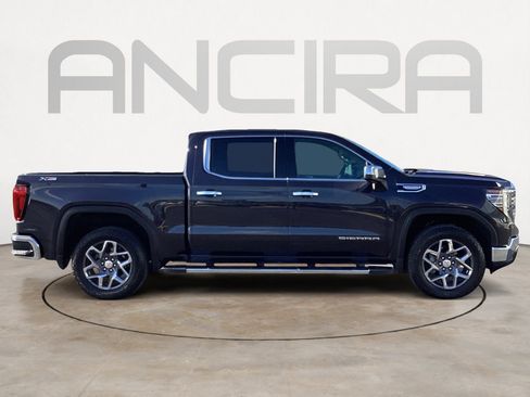 Used 2024 GMC Sierra 1500 SLT image 14