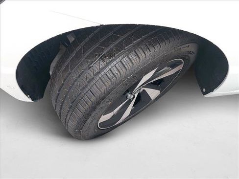 New 2026 Jaguar F-PACE R-Dynamic S image 29