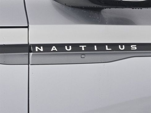 New 2026 Lincoln Nautilus Premier w/ Jet Appearance Package image 6