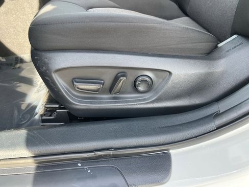 Used 2021 Toyota Camry LE image 14