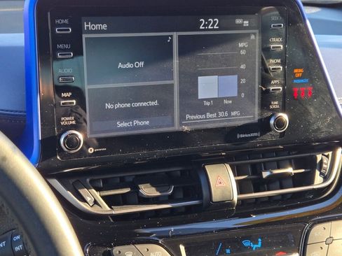 Used 2021 Toyota C-HR XLE image 25