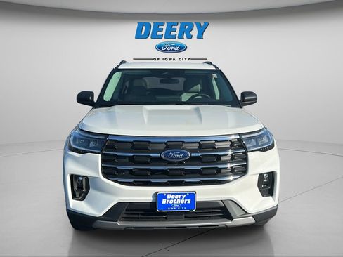 New 2026 Ford Explorer Active w/ Active Comfort Package AWD/4WD image 9