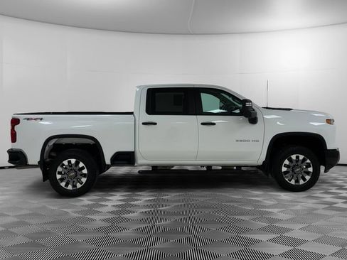 Certified 2026 Chevrolet Silverado 2500 Custom w/ Custom Value Package AWD/4WD image 6
