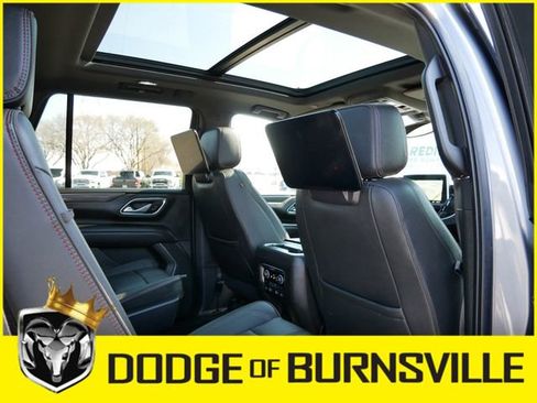 Used 2021 Chevrolet Tahoe RST w/ Luxury Package AWD/4WD image 16