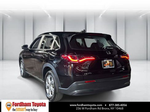 Used 2024 Honda HR-V LX image 5