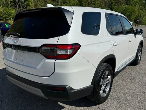 Used 2023 Honda Pilot EX-L image 7
