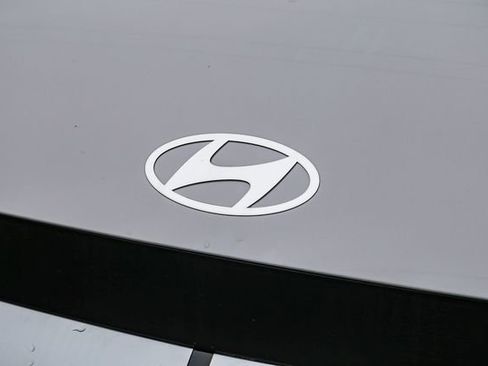 New 2026 Hyundai Ioniq 5 SE image 6