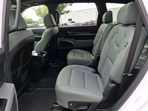 Used 2024 Kia Telluride SX X-Pro AWD/4WD image 13