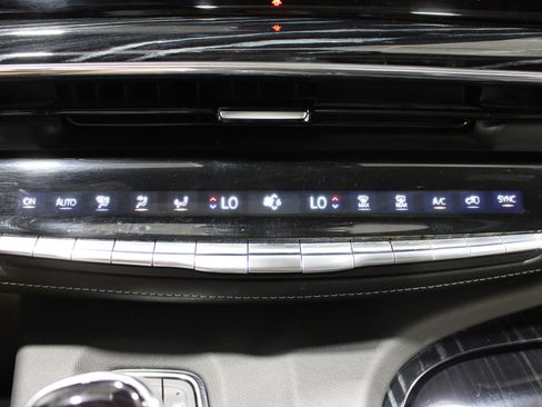 Used 2023 Cadillac Escalade Sport AWD/4WD image 17