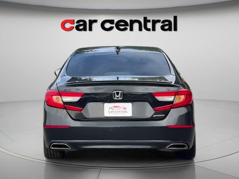 Used 2020 Honda Accord Sport image 4