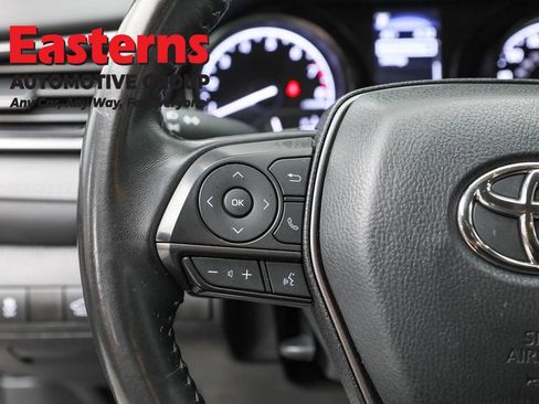 Used 2023 Toyota Camry SE image 15