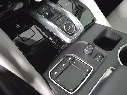 Used 2023 Acura MDX FWD w/ Technology Package image 24