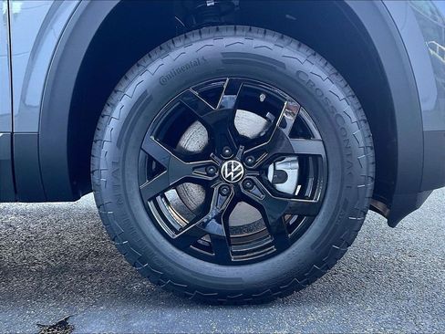 New 2026 Volkswagen Atlas Peak Edition AWD/4WD image 8