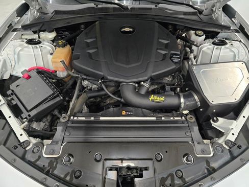 Used 2023 Chevrolet Camaro LT RWD image 11