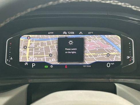 Used 2023 Volkswagen Taos SEL image 32