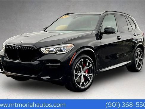 Used 2022 BMW X5 xDrive40i w/ M Sport Package AWD/4WD image 1