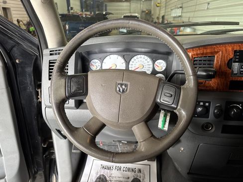 Used 2007 Dodge Ram 3500 Truck SLT image 14