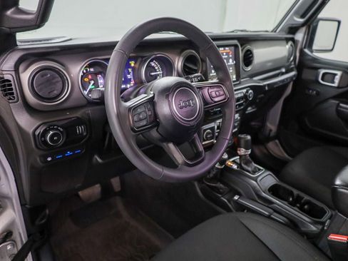 Used 2023 Jeep Wrangler Unlimited AWD/4WD image 14