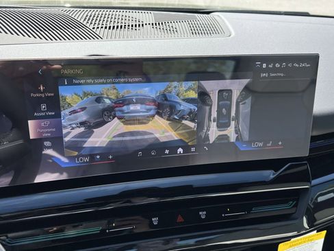 New 2026 BMW 530i xDrive w/ M Sport Package AWD/4WD image 16