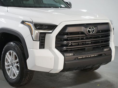 Used 2024 Toyota Tundra SR5 image 4