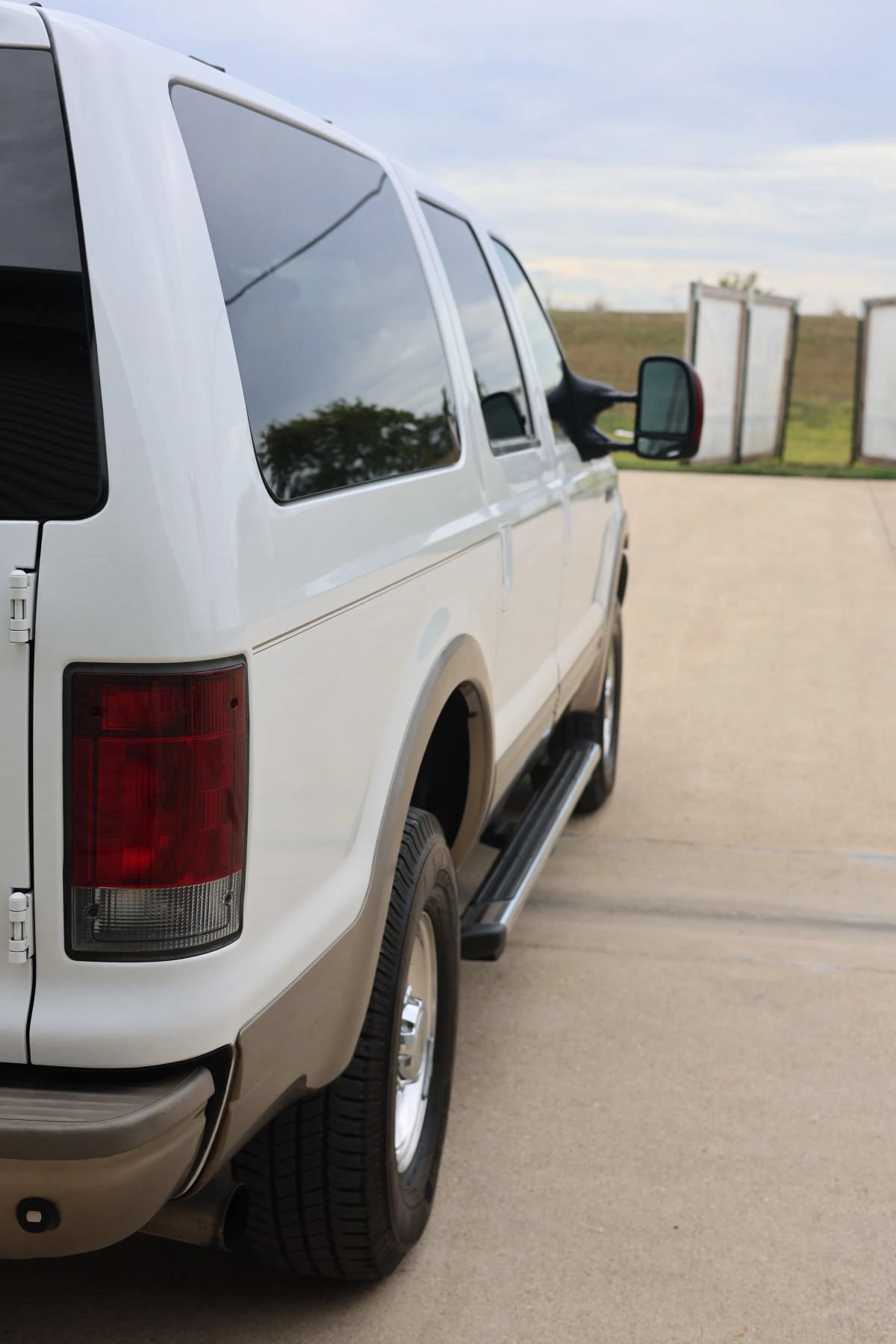 Used 2004 Ford Excursion Eddie Bauer AWD/4WD image 5