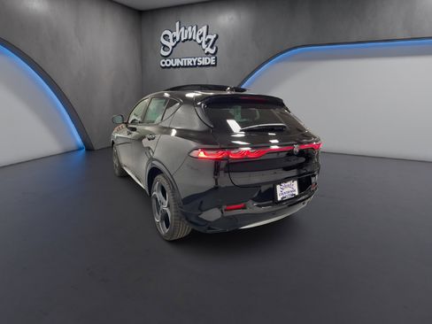 New 2026 Alfa Romeo Tonale AWD/4WD image 10