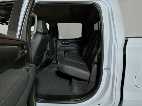 New 2026 GMC Sierra 1500 SLT AWD/4WD image 13