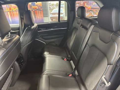 New 2024 Jeep Grand Cherokee Trailhawk w/ Advanced Protech Group II image 13