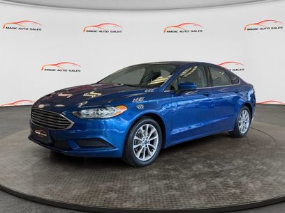 Used 2017 Ford Fusion SE w/ Fusion SE Technology Package