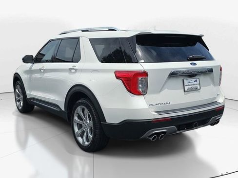 Certified 2020 Ford Explorer Platinum w/ Premium Technology Package AWD/4WD image 5