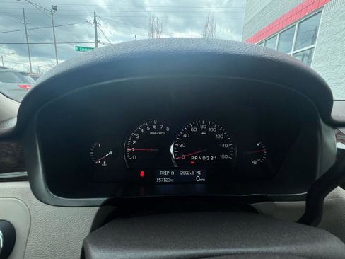 Used 2010 Cadillac DTS image 17