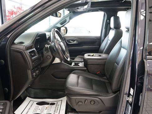 Used 2022 Chevrolet Tahoe Z71 w/ Luxury Package AWD/4WD image 31