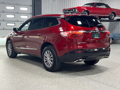 Certified 2024 Buick Enclave Premium image 3