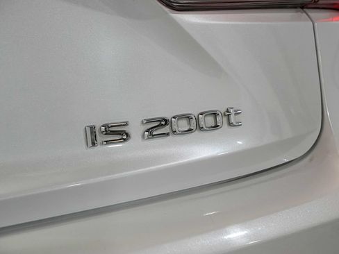 Used 2017 Lexus IS 200t w/ Navigation System Package RWD image 11
