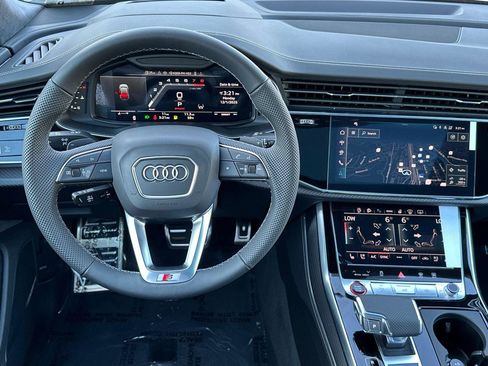 New 2026 Audi SQ8 Prestige image 13
