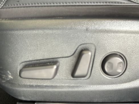 Used 2025 Kia Seltos EX w/ EX Sunroof Package FWD image 14