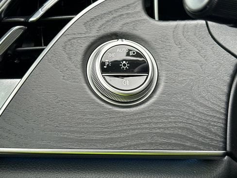 Certified 2025 Mercedes-Benz E 350 Sedan image 36
