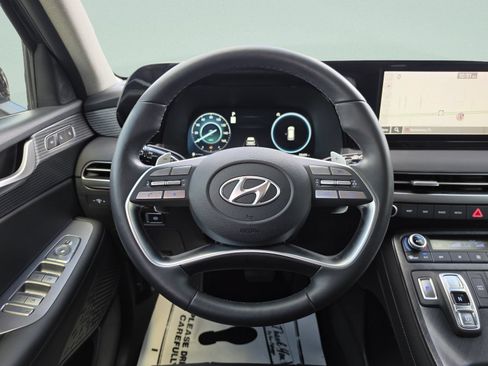 Used 2024 Hyundai Palisade Limited FWD image 17