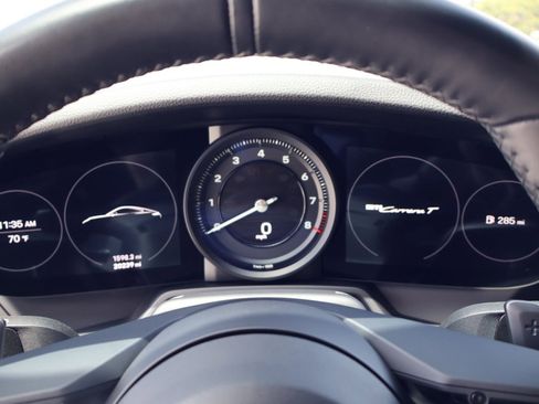Certified 2024 Porsche 911 Carrera RWD image 16