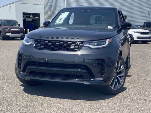 New 2025 Land Rover Discovery Dynamic SE AWD/4WD image 3