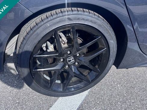 Used 2025 Honda Civic Sport image 11