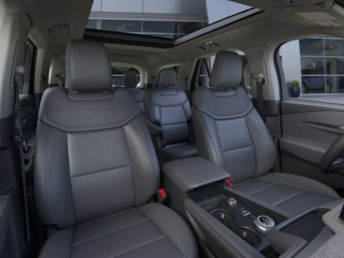 New 2026 Ford Explorer Active w/ Active Comfort Package AWD/4WD image 10