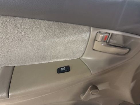 Used 2008 Toyota Corolla CE image 11