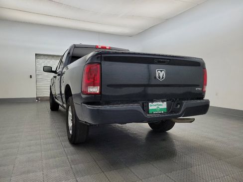 Used 2019 RAM 1500 Classic SLT image 6