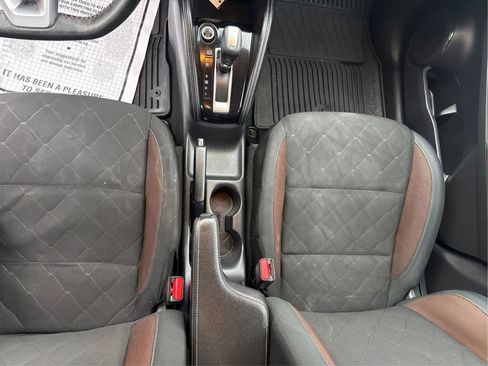 Used 2020 Nissan Kicks SR FWD image 14