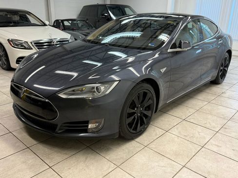 Used 2015 Tesla Model S P85D image 3